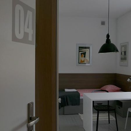 Sport Hostel Chodakowska Warszawa Exteriör bild